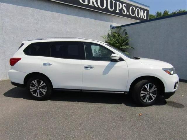 2017 nissan pathfinder sl