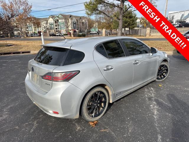 2011 lexus ct 200h premium