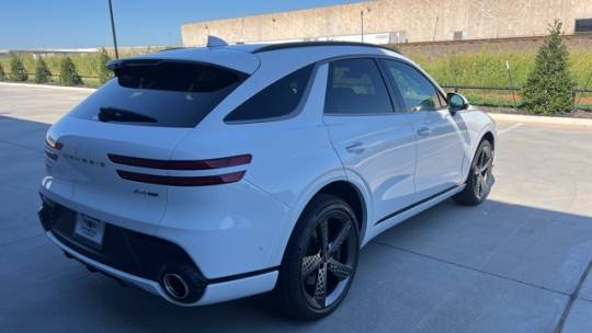 2025 Genesis GV70