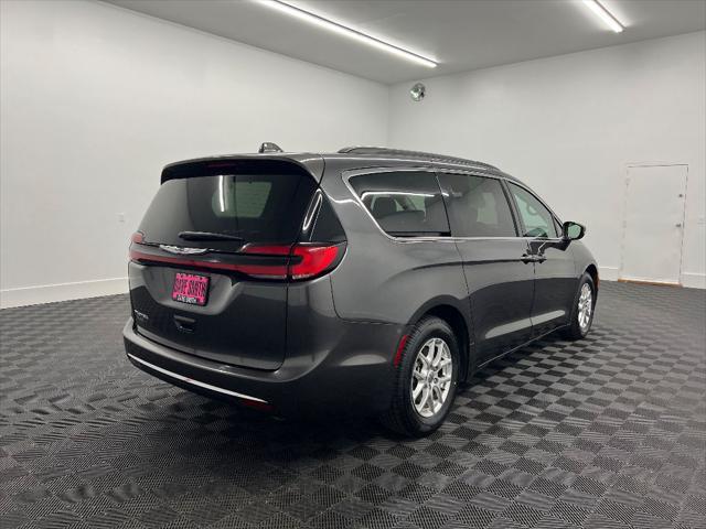 2022 chrysler pacifica touring l