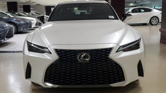2023 Lexus IS