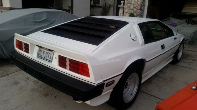 1984 lotus esprit turbo