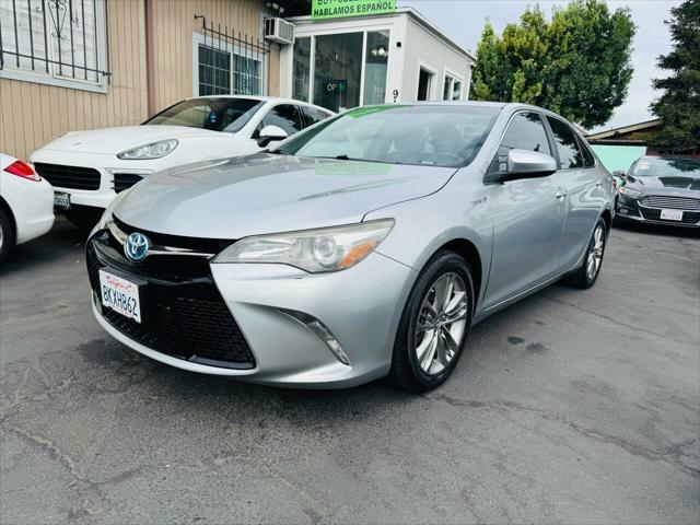 2016 toyota camry hybrid se