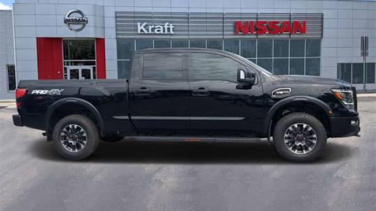 2024 Nissan Titan pro-4x