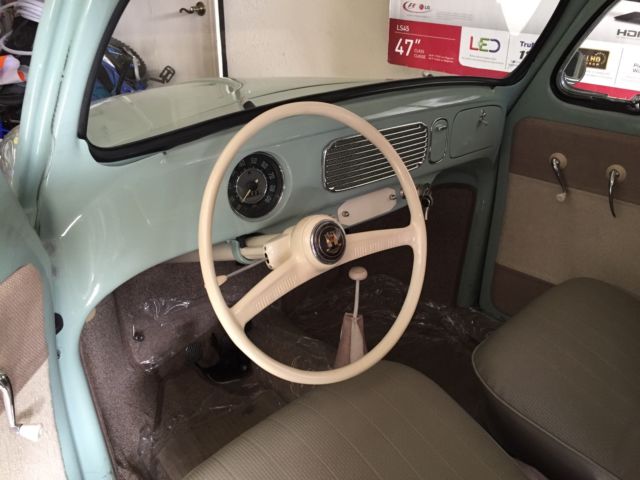 1957 vw beetle/bug ragtop/oval window