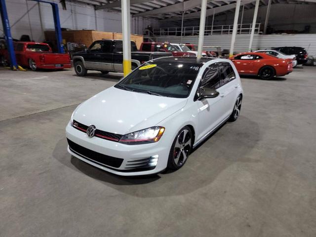 2017 volkswagen golf gti 2.0t se 4-door