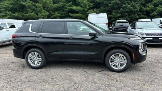 2024 Mitsubishi Outlander