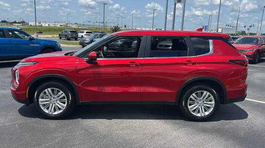 2024 Mitsubishi Outlander