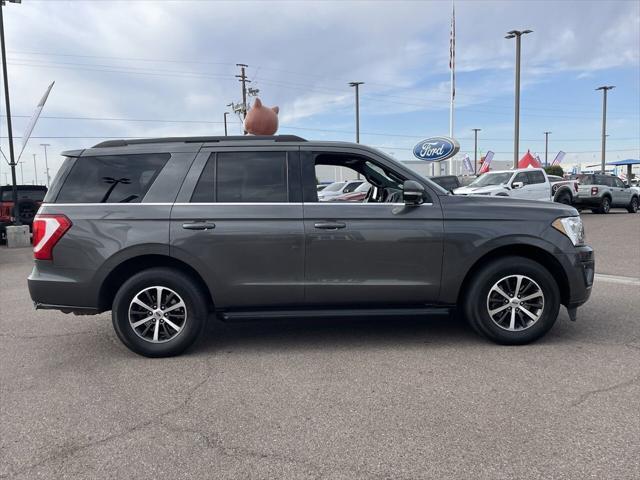 2018 ford expedition xlt