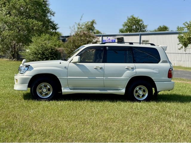 2000 toyota land cruiser base