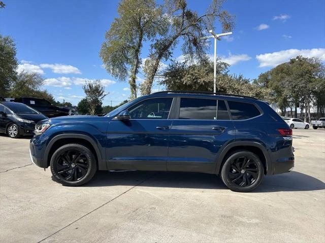 2022 volkswagen atlas 3.6l se w/technology