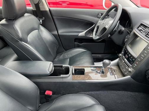 2012 lexus is 250 in milwaukee, wisconsin