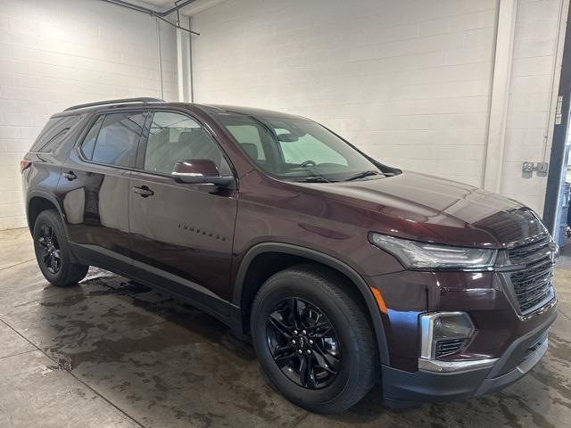 2023 chevrolet traverse lt leather