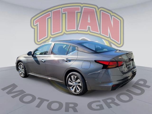 2022 nissan altima 2.5 sv