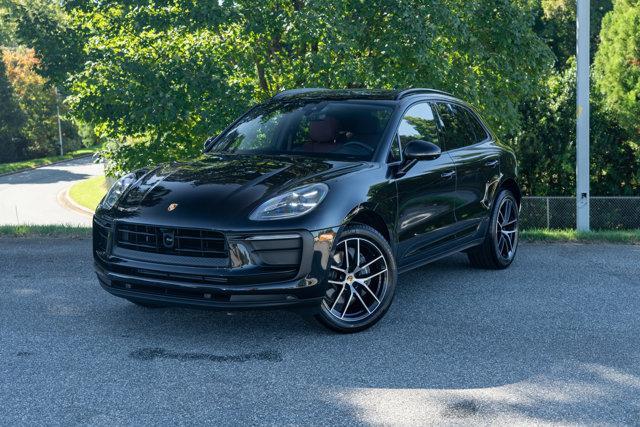 2024 porsche macan base
