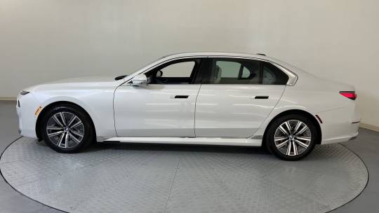 2024 BMW i7