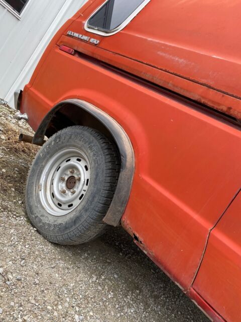 1979 ford econoline van red rwd automatic van