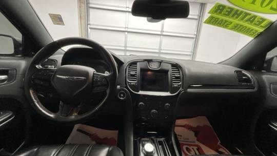 2019 Chrysler 300