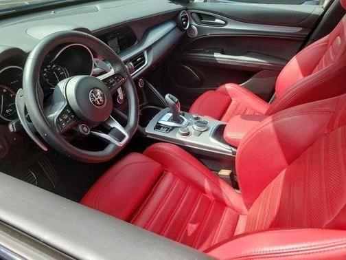 2023 alfa romeo stelvio