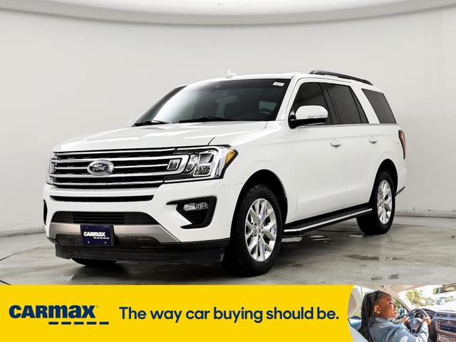 2020 ford expedition xlt