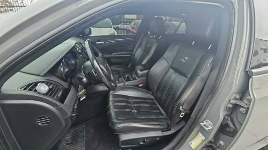 2019 Chrysler 300