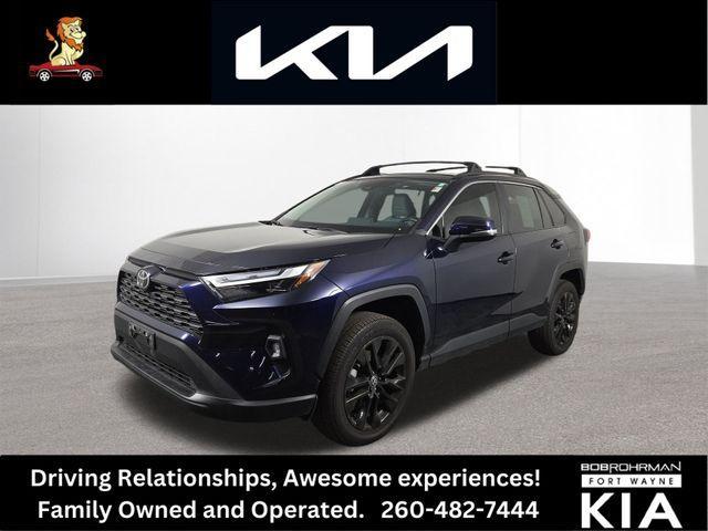 2022 toyota rav4 xle premium
