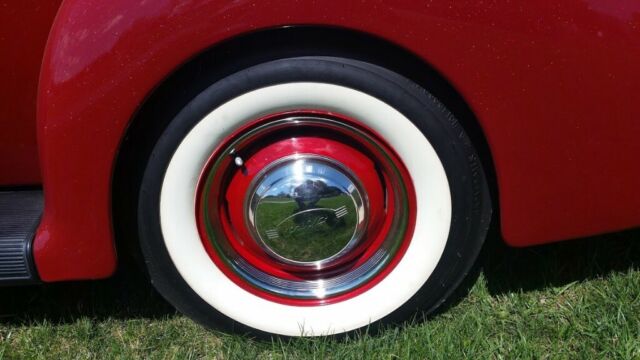 1939 ford coupe-completly restored
