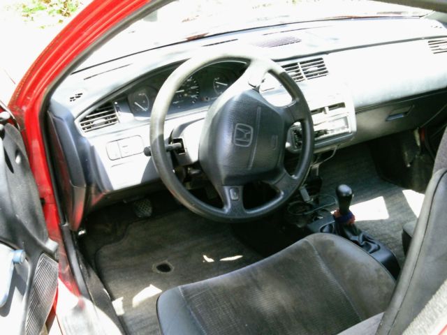 1994 honda civic coupe two door,rebuilt engine with 30,000 miles,manual trans