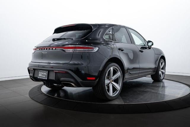 2024 porsche macan