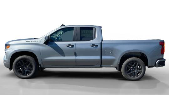 new 2025 chevrolet silverado 1500 custom double cab standard bed 2wd
