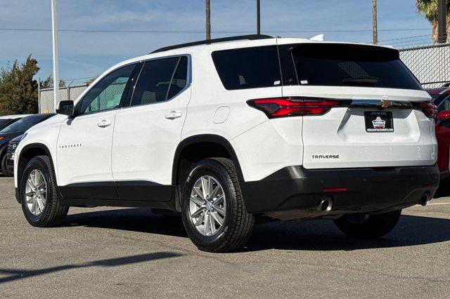 2022 chevrolet traverse lt cloth
