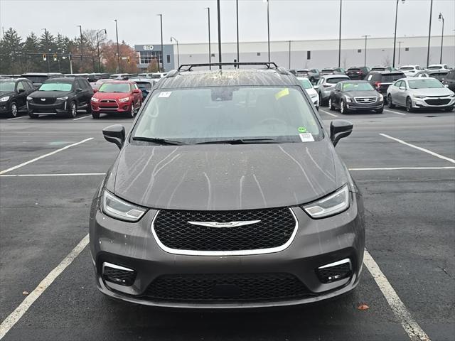 2022 chrysler pacifica touring l