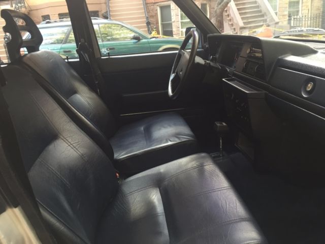 volvo 240 wagon classic
