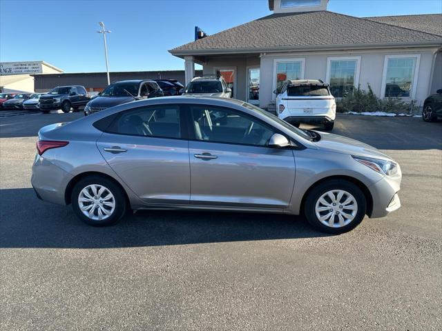 2021 hyundai accent se