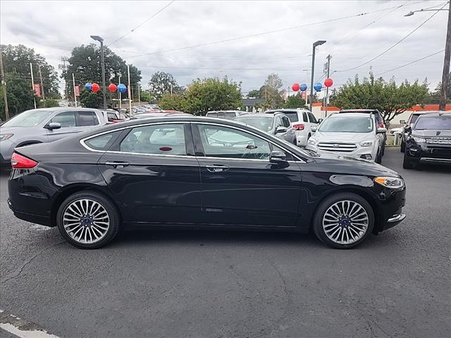 2018 ford fusion se