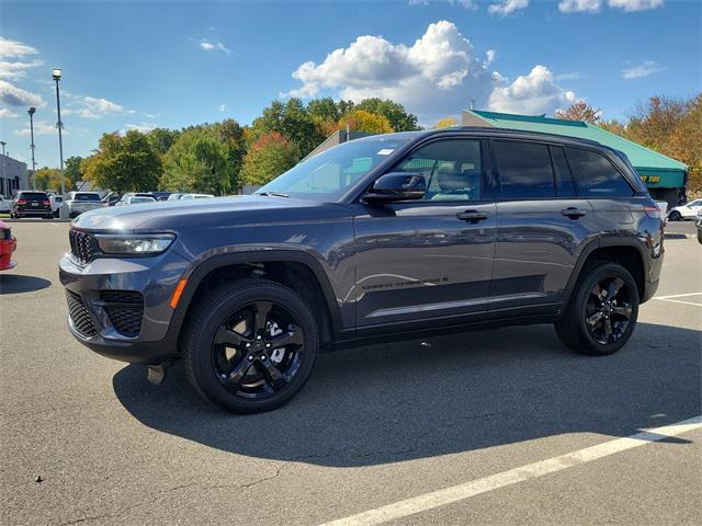 2024 jeep grand cherokee altitude