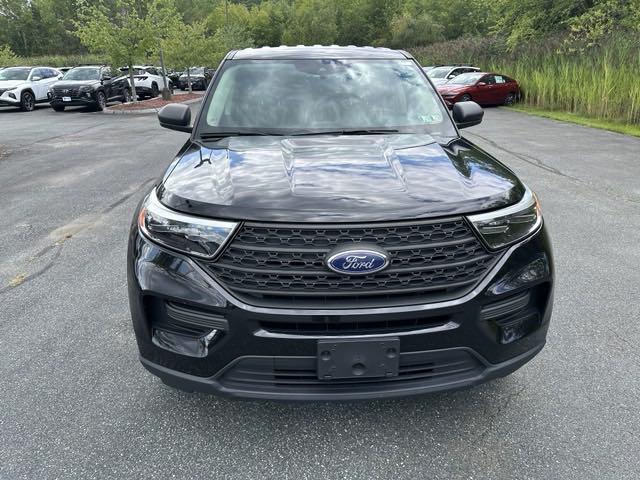 2021 ford explorer base