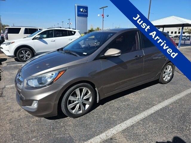 2013 hyundai accent se