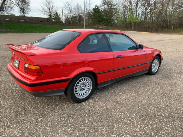 e36 1993 325is - immaculate condition - must see - bmw
