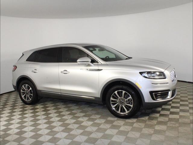 2019 lincoln nautilus select