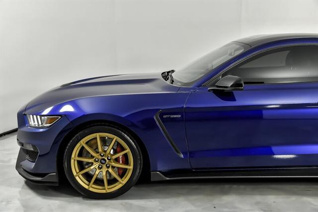 2016 ford shelby gt350 base