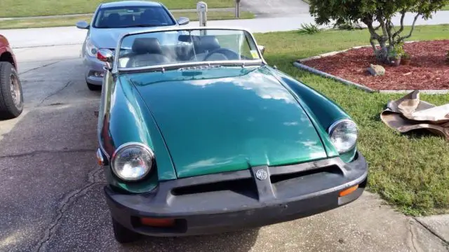 1978 mgb british racing green everyday driver