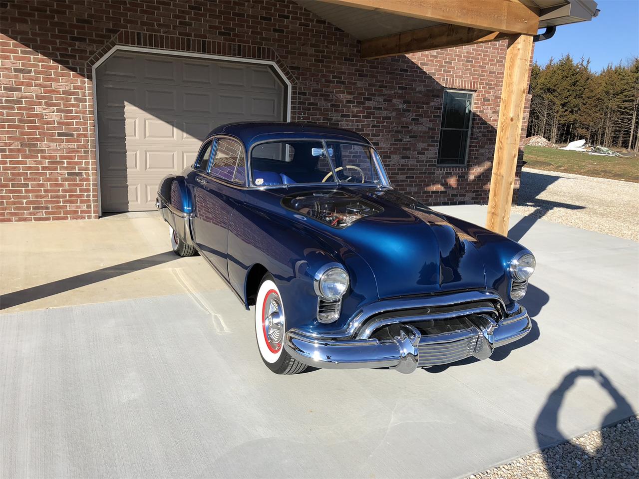 1949 oldsmobile sedan