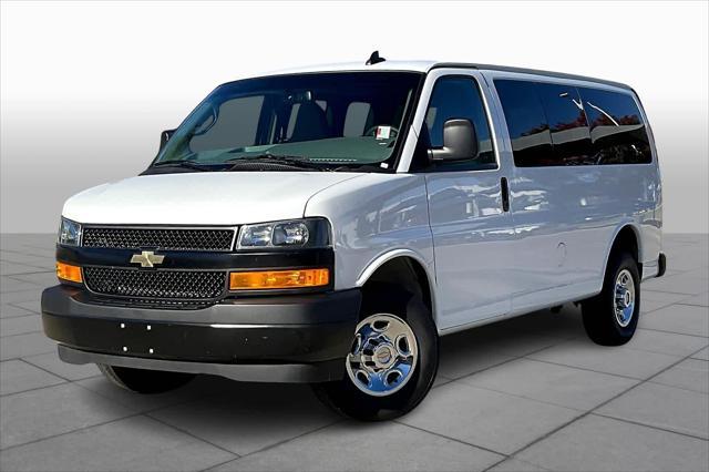 2023 chevrolet express 3500 rwd 3500 regular wheelbase ls