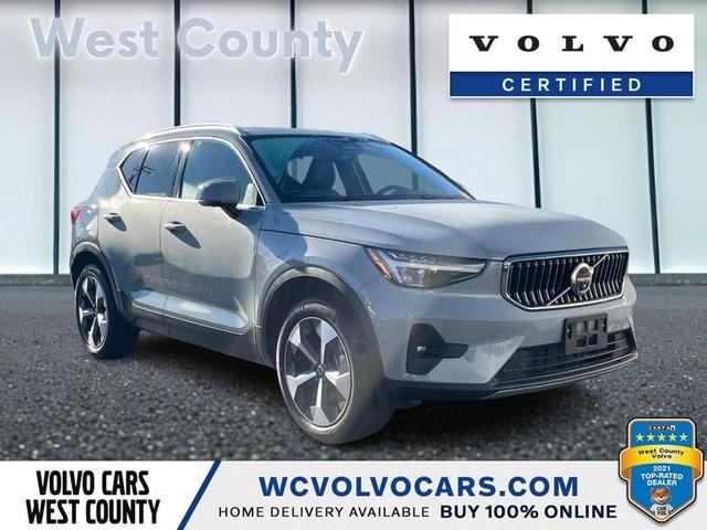 2024 volvo xc40 b5 plus bright theme