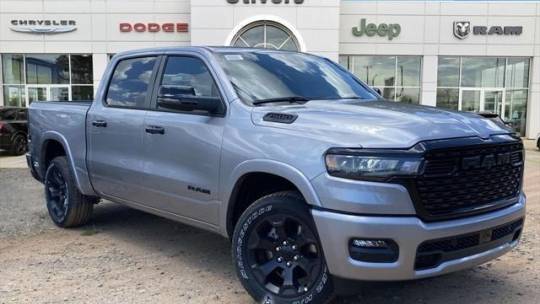 new 2025 ram 1500 big horn crew cab 5'7" box 4wd
