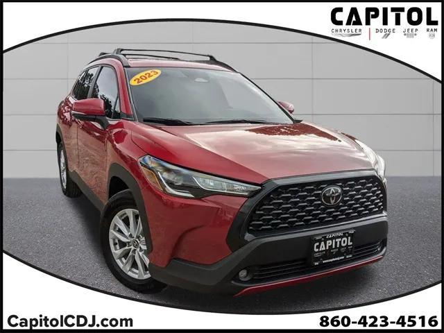 2023 toyota corolla cross le