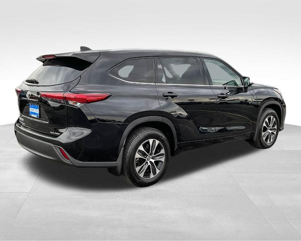 2020 toyota highlander xle