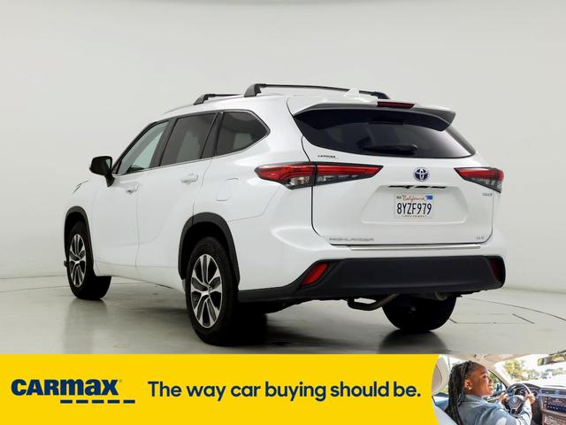 2022 toyota highlander hybrid xle