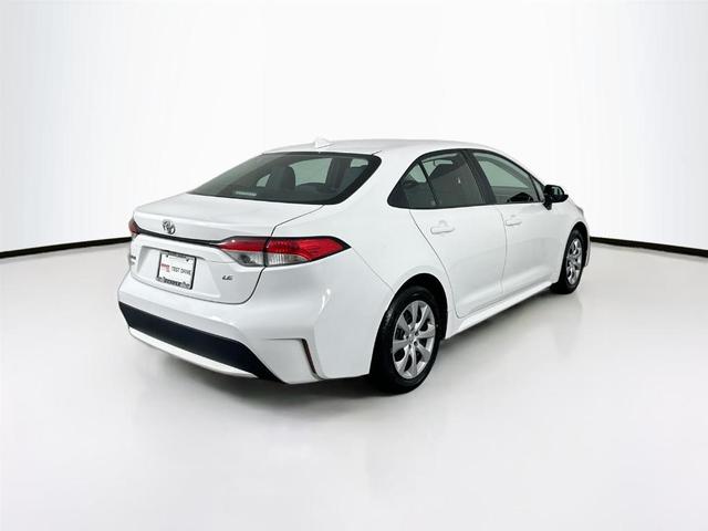 2022 toyota corolla le